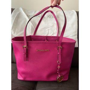 MICHAEL KORS Magenta Leather Tote